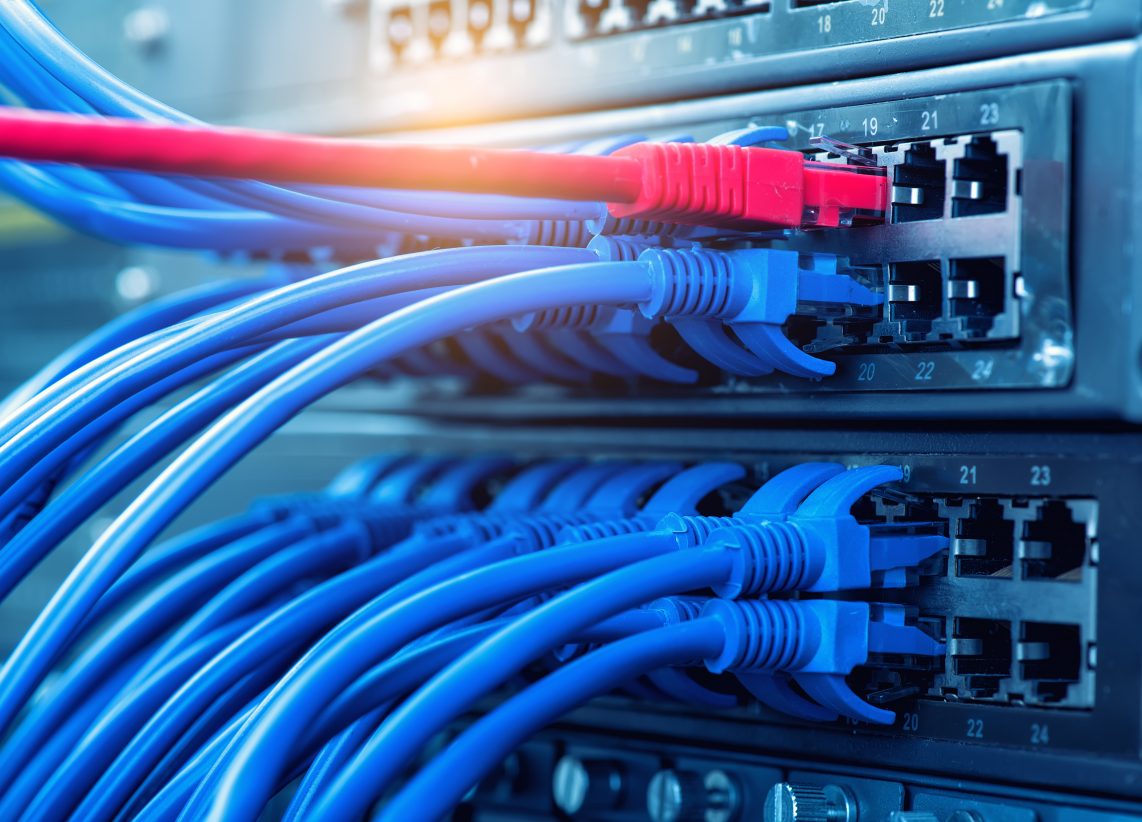 Aid network. Оптоволокно последняя миля. Fiber Optic transfer Switch. How to connect the Cables together illustration.